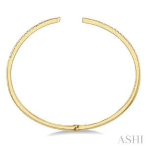 1/2 Ctw Round Cut Diamond Claw Cuff Bangle in 14K Yellow Gold