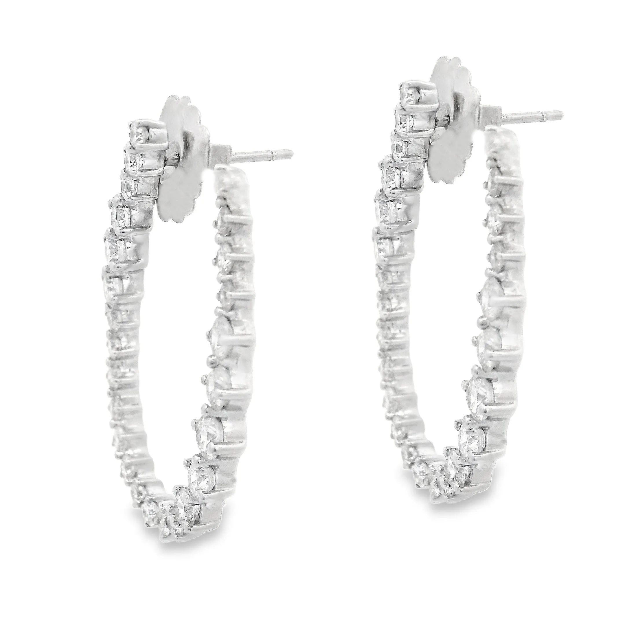 4.11ct 18k White Gold Diamond Earrings