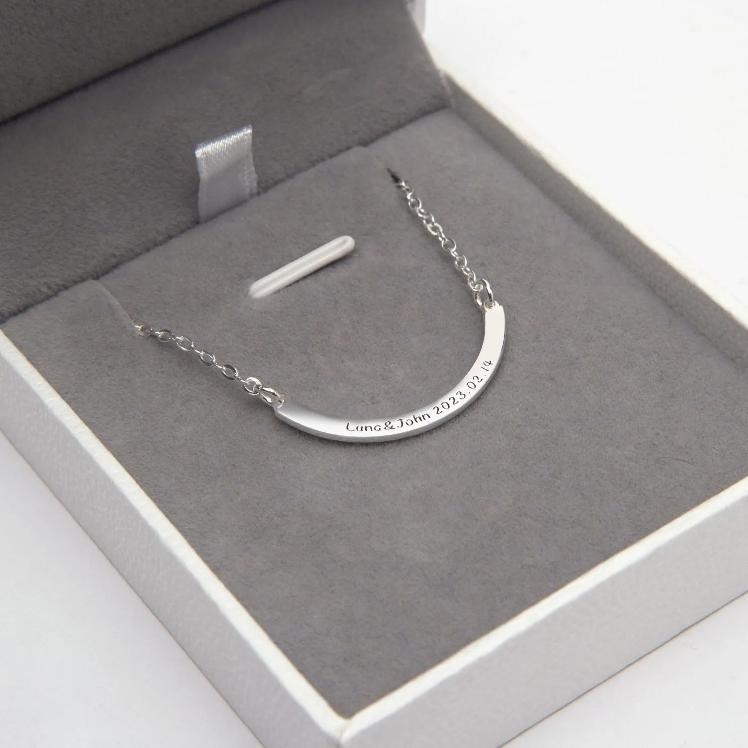 925 Sterling Silver Curved Bar Necklace with Gift Box Modern Classic Design