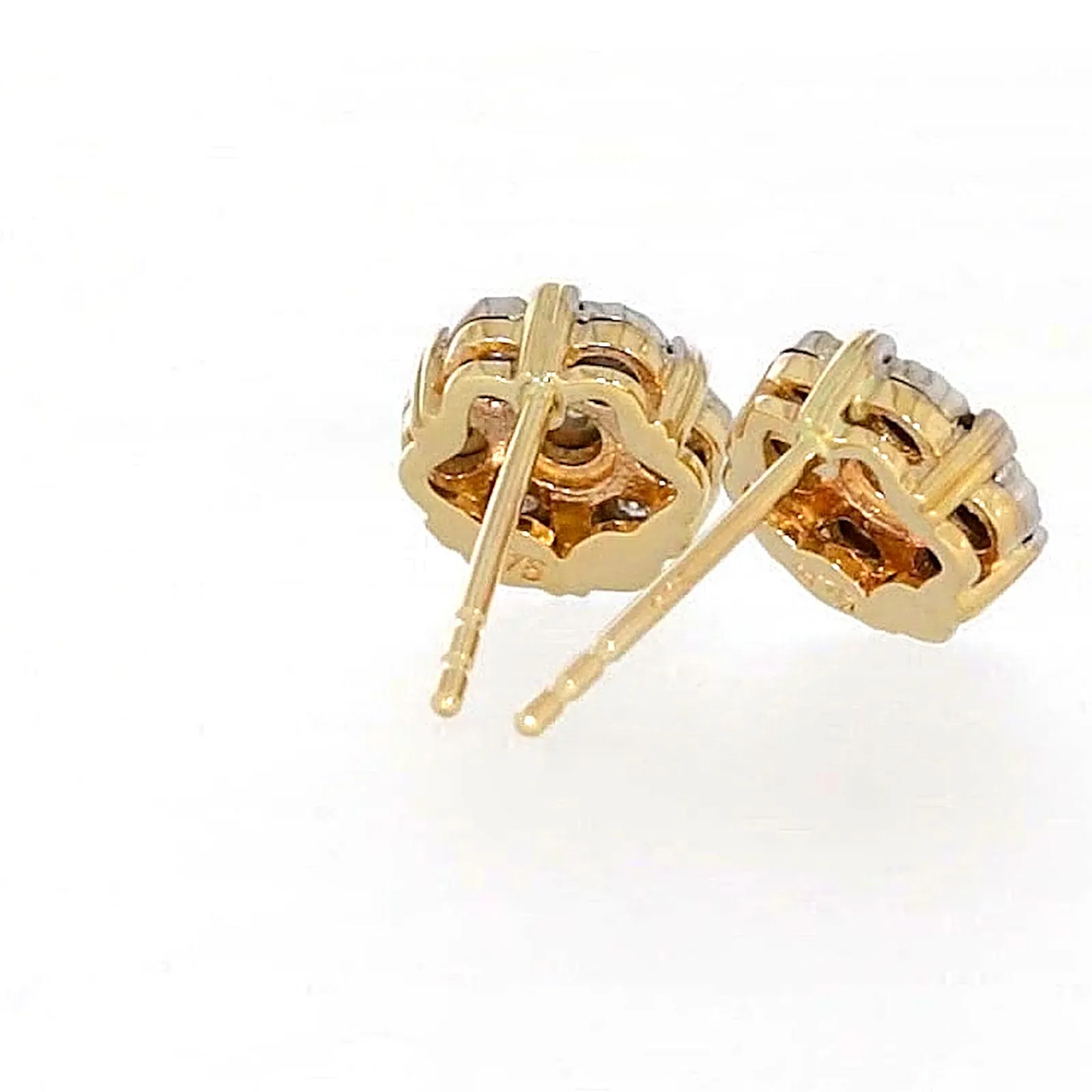 9ct Two Tone Gold Round Brilliant Cut with 0.07 Carat tw of Diamonds Stud Earrings