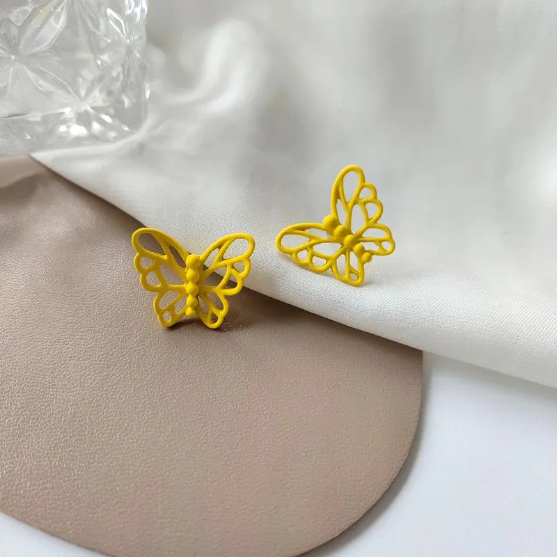 just-lil-things-white-pin-earrings-jlt10795