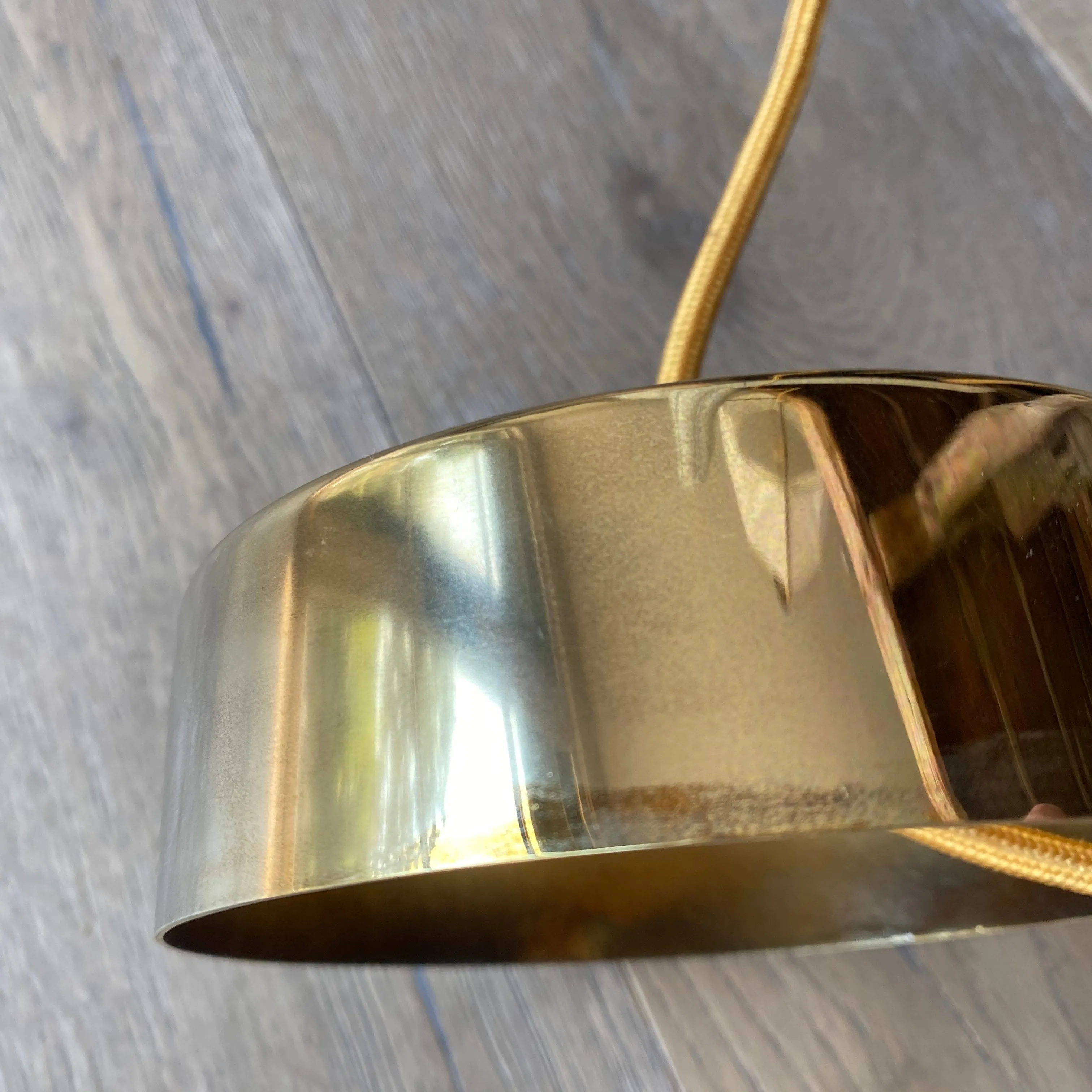 Mineheart | Gold King Edison Grande Pendant Lamp