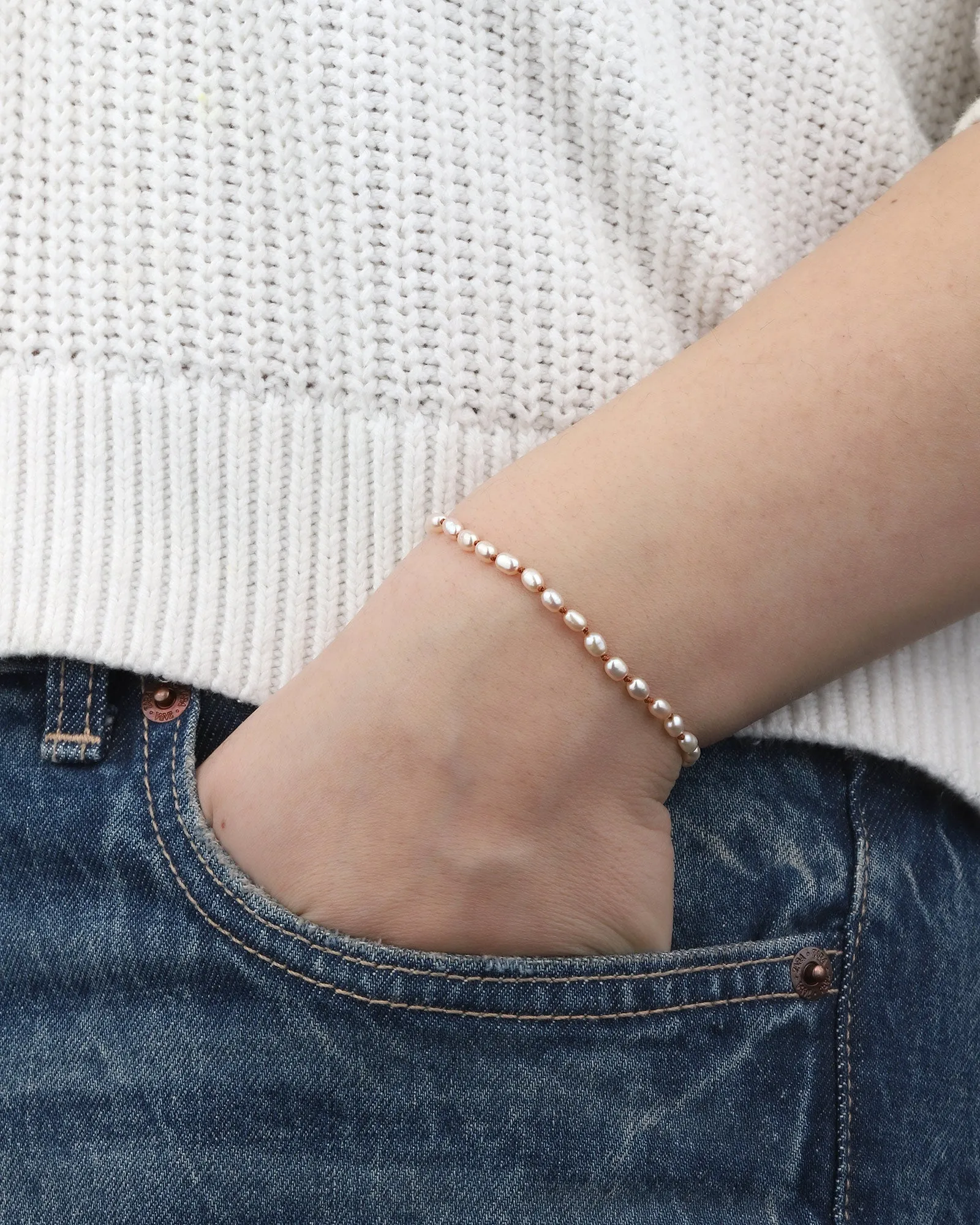 Oval Pearl Knot Tassel Bracelet