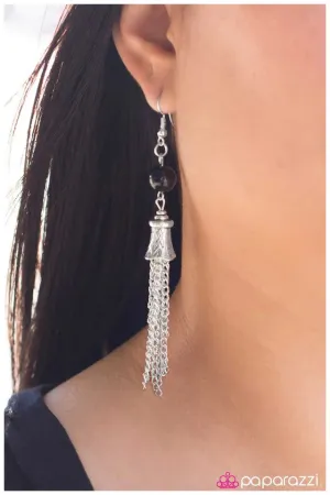 Paparazzi Earring ~ Catch Me, Im Falling -Black