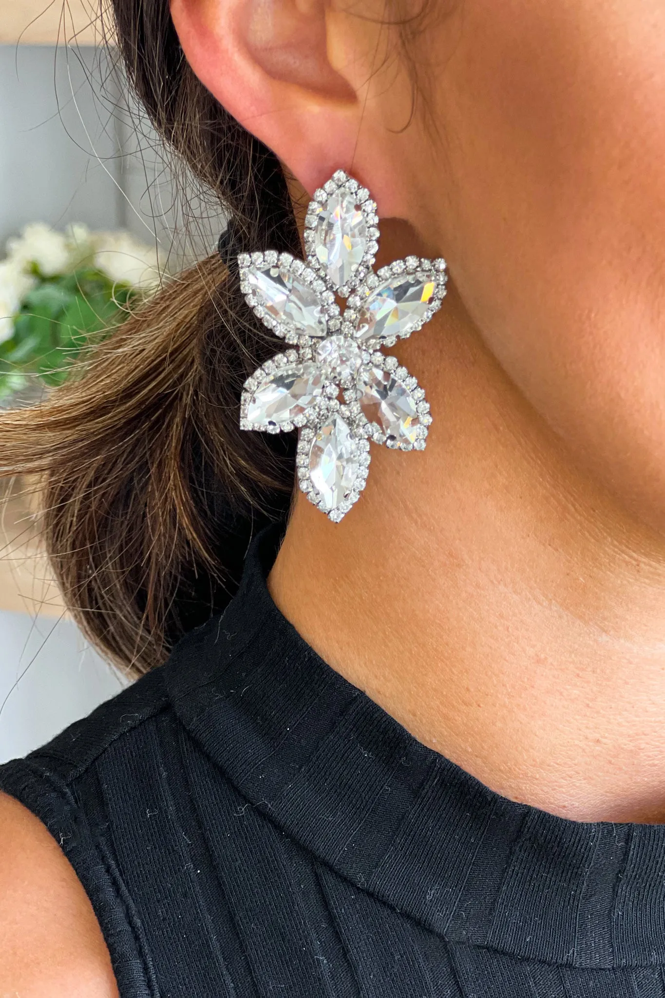 Rhinestone Flower Shaped Earrings