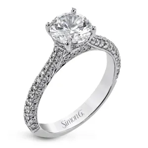 Round-Cut Engagement Ring in White Gold With Diamonds