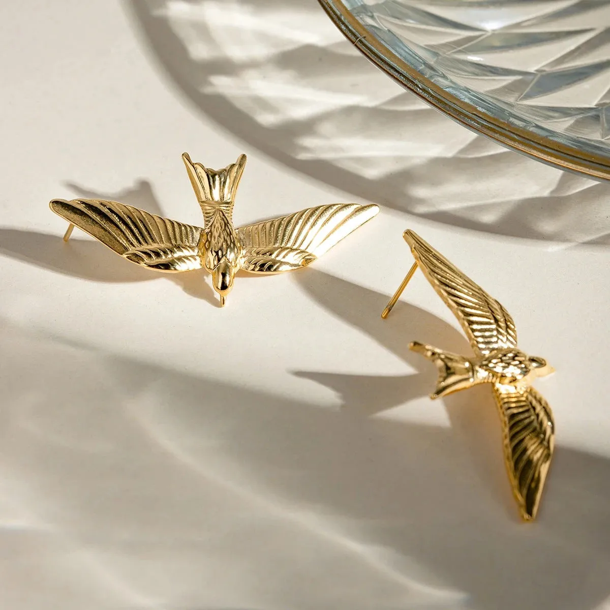 Soaring Bird Style Gold Earring JLT12928