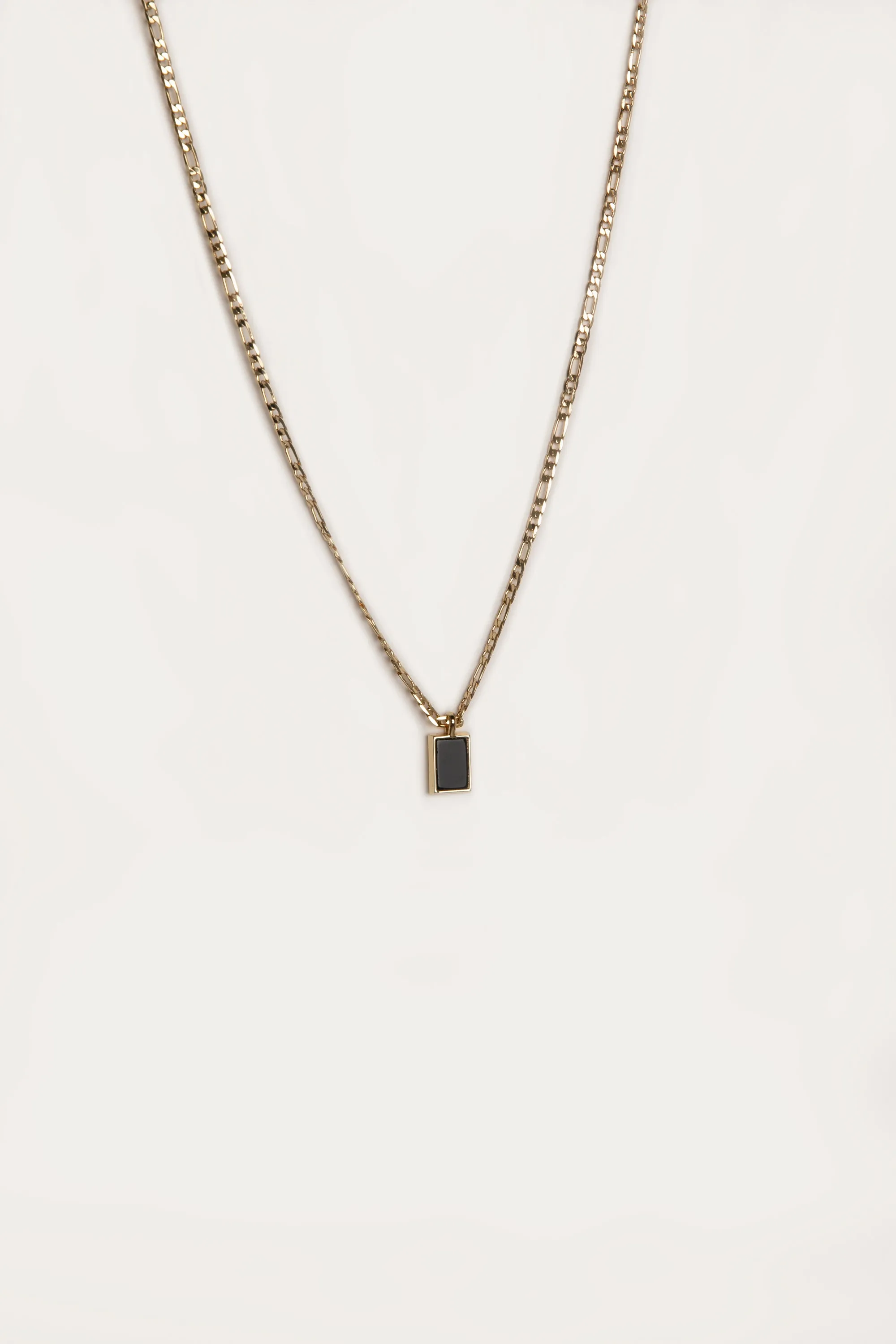 SQUARE PENDANT NECKLACE