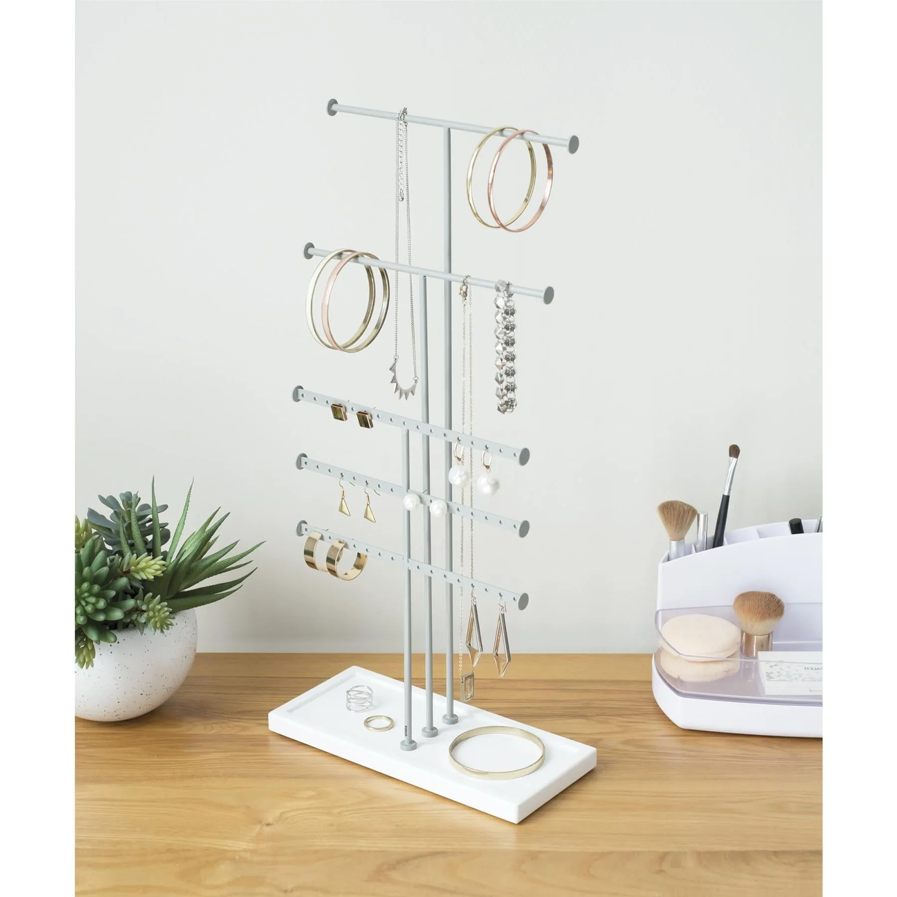 Umbra Trigem Hanging Jewelry Organizer